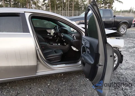 2020 Mercedes-Benz A 220 из США, поврежденный, VIN WDD3G4EB4LW039398